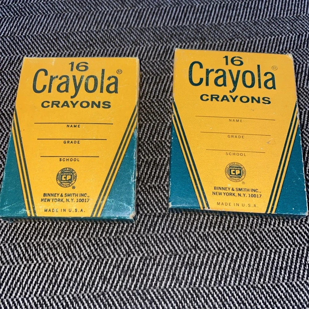 2x Crayola Crayons Binney Smith 16 Brilliant Colors Complete‎ Vintage